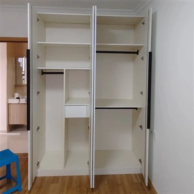 Ntoo Ob- qhov rooj Wardrobe